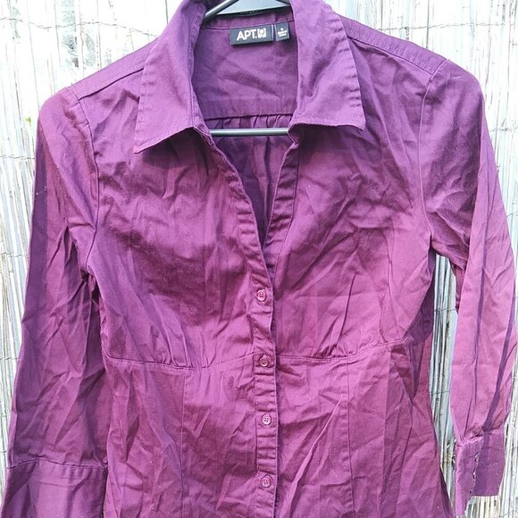 Apt. 9 Button Down Shirt Reddish - Plum - V-Neck - S - Picture 1 of 10